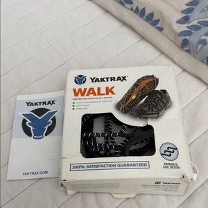 Yaktrax Black Traction Cleats